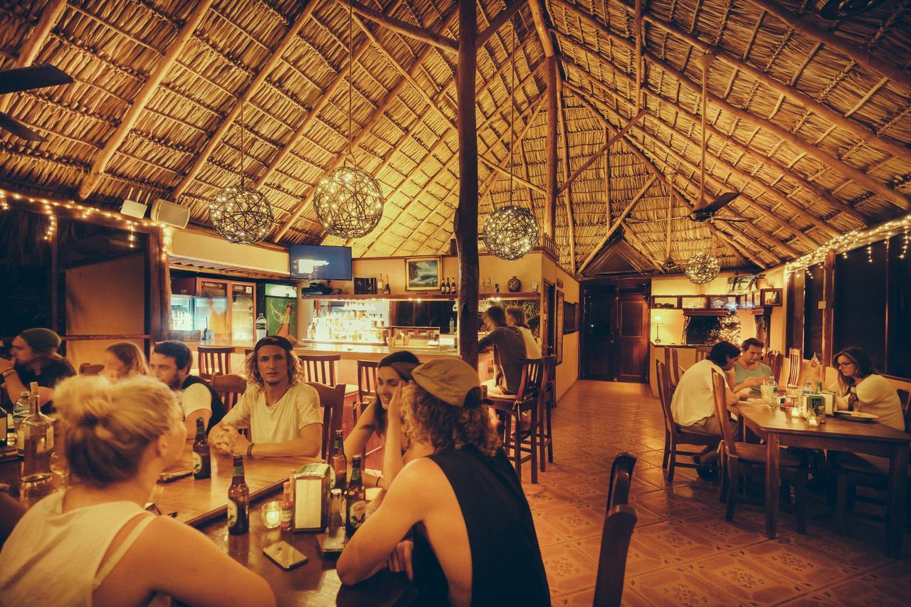 Hotel Nicawaves à Popoyo Extérieur photo